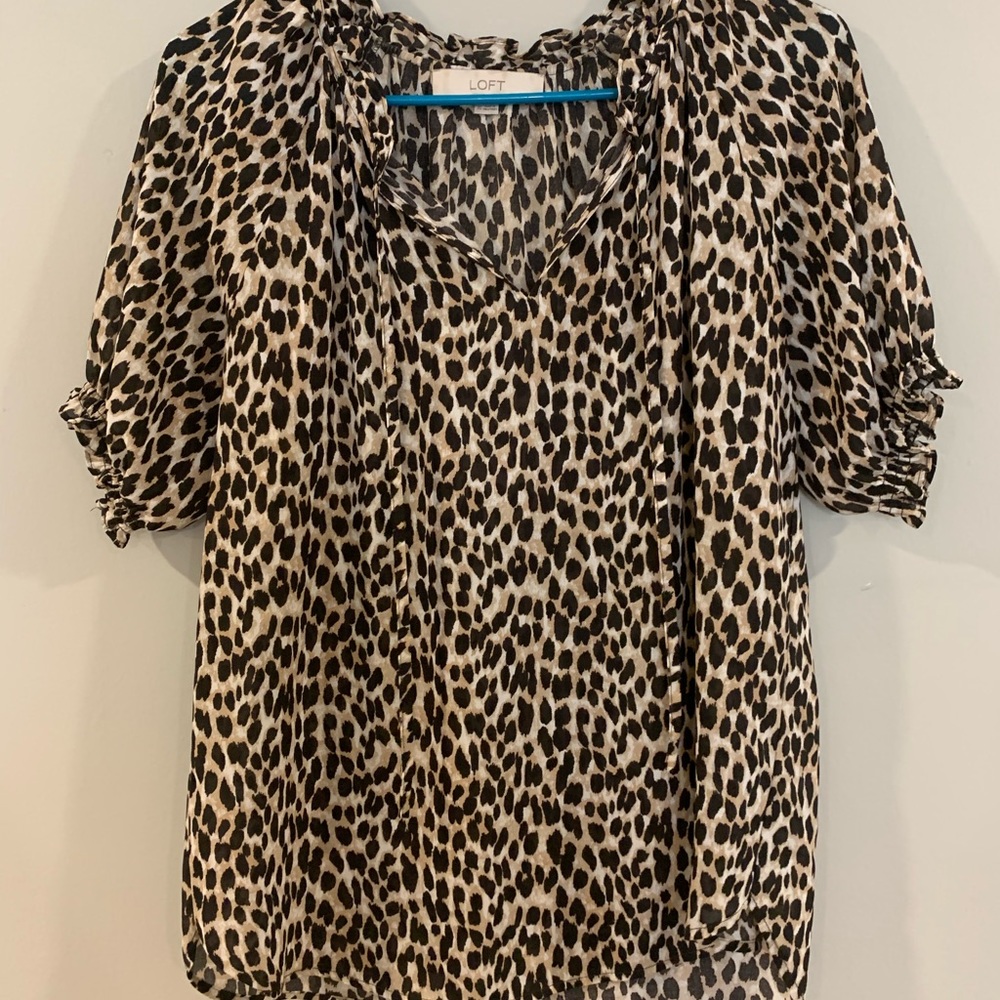 Loft Leopard Flowy Top